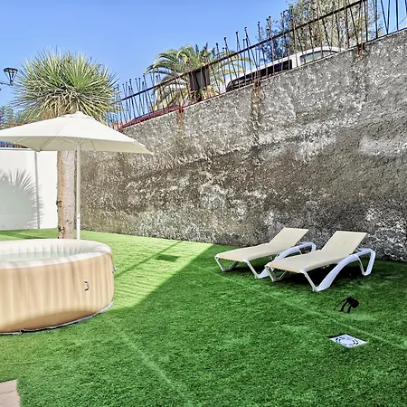 The Blue Corner Otel *